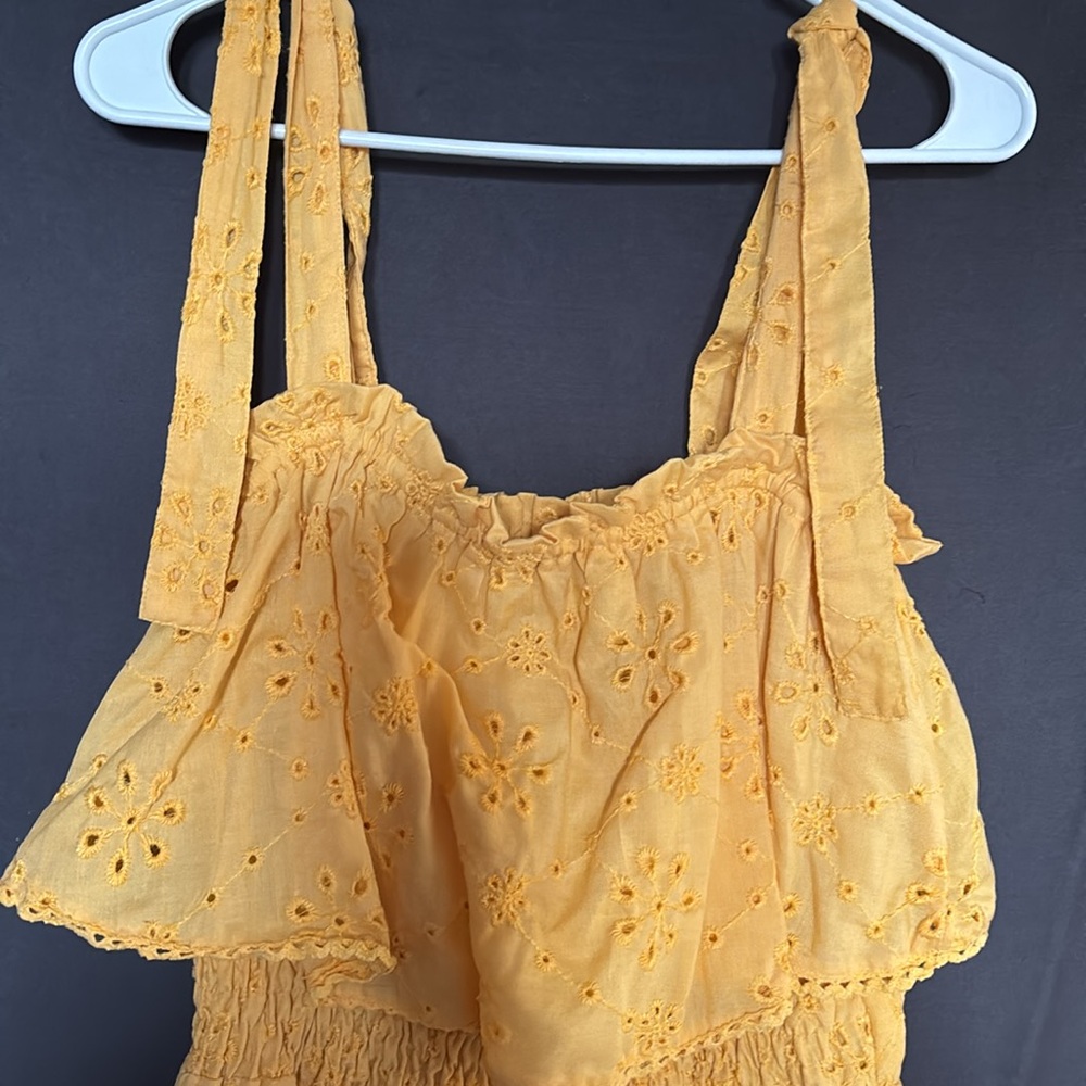 Preloved Ladies dress - Picture 2 of 8